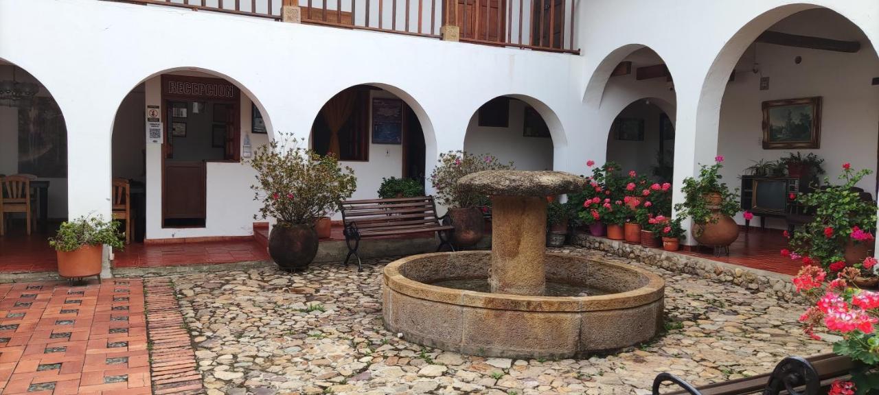 Posada Portal De La Villa فيلا دي ليفا المظهر الخارجي الصورة