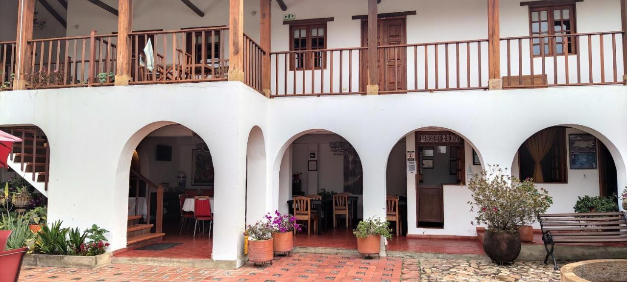 Posada Portal De La Villa فيلا دي ليفا المظهر الخارجي الصورة