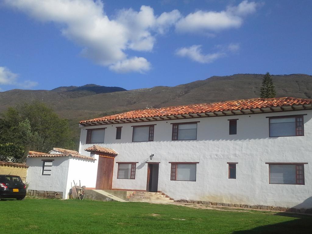 Posada Portal De La Villa فيلا دي ليفا المظهر الخارجي الصورة